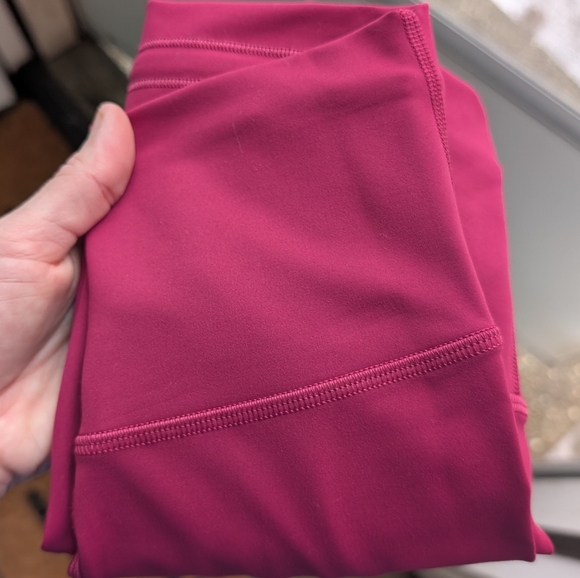 Lulu Ruby Red Wunder Train 4 - Picture 5 of 6